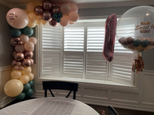 Load image into Gallery viewer, 9Ft Balloon Cluster