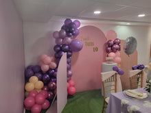 Load image into Gallery viewer, 13ft Balloon Cluster