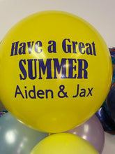 Load image into Gallery viewer, 17" Personal Message Balloon Bouquet