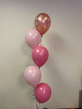 Load image into Gallery viewer, Staggered 5 Balloon Bouquet