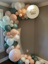 Load image into Gallery viewer, 9Ft Balloon Cluster