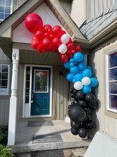 Load image into Gallery viewer, 11 Ft Balloon Cluster