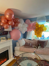 Load image into Gallery viewer, 9Ft Balloon Cluster