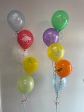 Load image into Gallery viewer, Staggered 5 Balloon Bouquet